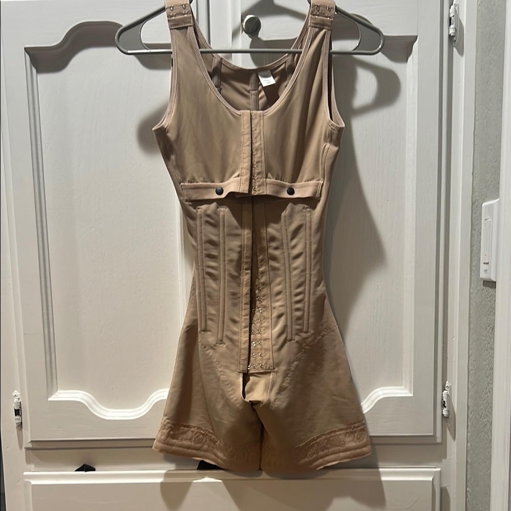 Beige XS fajas